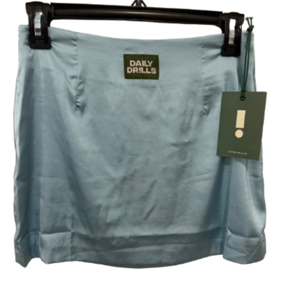 NWT DAILY DRILLS Blue Silk Mini Skirt- Size Small - Picture 3 of 3